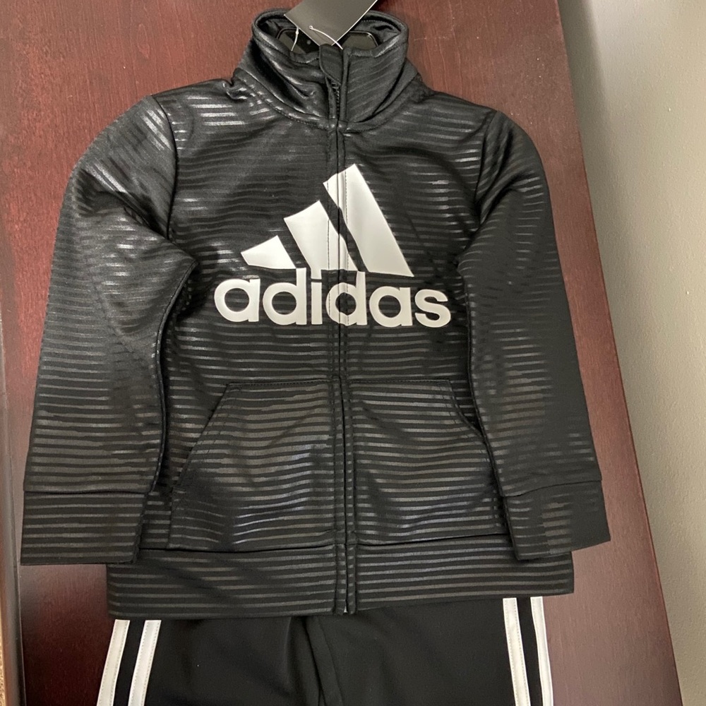 Adidas toddler boys black tracksuit